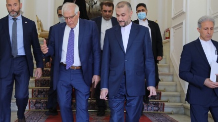 イラン外相がEU上級代表に提言、「米政府は過剰な要求をやめるべき」