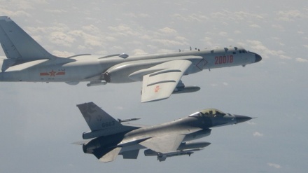 中国軍用機2機が台湾の防空識別圏に侵入、台湾が軍事演習を準備