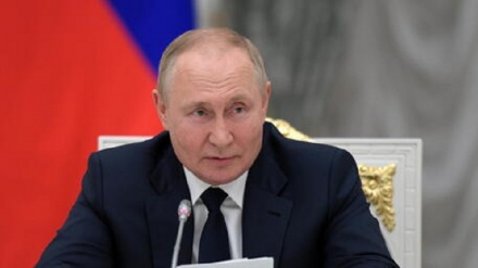 Putin facilita cittadinanza russa per tutti gli ucraini