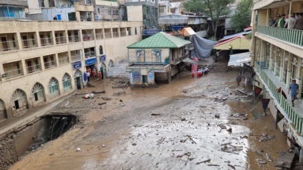  Flash floods kill at least 5 people in northern Tehran, injure over 9 