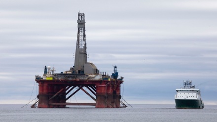 Greenpeace sues UK government to stop massive offshore drilling project