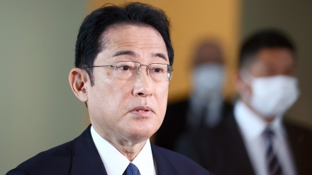 岸田首相；ロシア産石油価格「現在の半分に」、悪影響は必至か