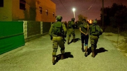 یورش نظامیان صهیونیست به شمال قدس و بازداشت 13 فلسطینی