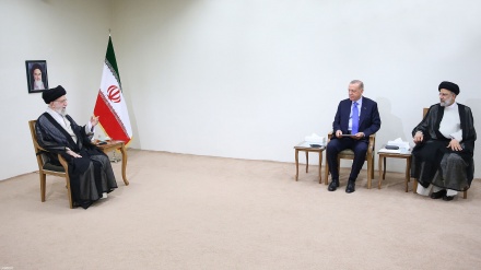 Tahran toplantısı; bölgesel konularda diplomasinin kullanılmasına vurgu