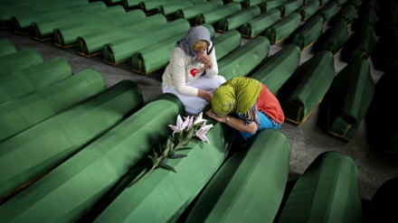 Il ricordo delle donne di Srebrenica