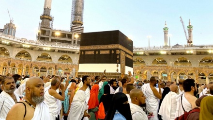 Besimtarët myslimanë kryejnë ritualë e ceremonisë së Haxhit në Mekën e shenjtë 