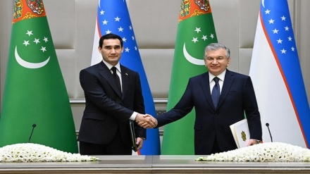 Türkmenistan we Özbegistan liderleriniň duşuşygy