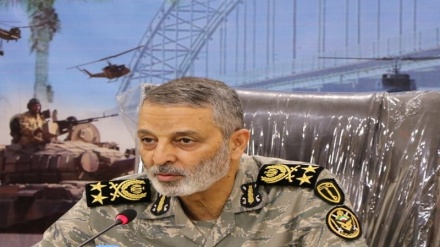 Di Puncak Sanksi, Kemampuan Militer Iran Meningkat