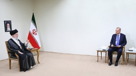 Iran, Guida Suprema riceve presidnete turco Erdogan + FOTO