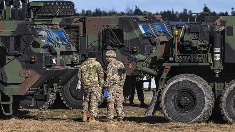 NATO-nyň gündogar ganatyndaky esgerleriniň sany 10 müňe ýetdi