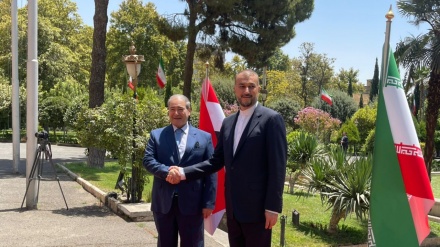 Menlu Suriah Tiba di Tehran Disambut Amir Abdollahian