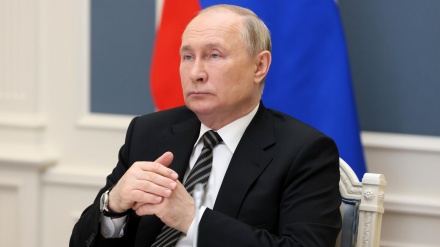プーチン大統領、「西側は主に他国民の略奪で世界の主導的な地位を占有」