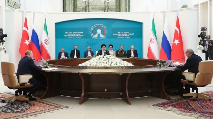 KTT Tripartit Negara-Negara Penjamin Proses Astana di Tehran