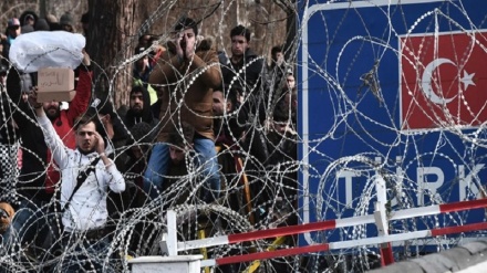 Yunanistan'dan Türkiye sınırına 80 kilometrelik ek çelik duvar