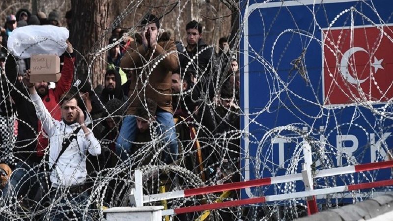 Yunanistan'dan Türkiye sınırına 80 kilometrelik ek çelik duvar