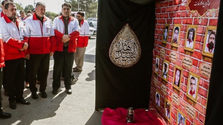 (FOTO) Convoglio della Mezzaluna Rossa parte per Karbala - 1