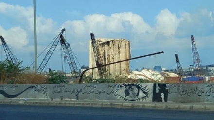 Libano: crollano i silos per il grano nel blocco settentrionale del porto di Beirut