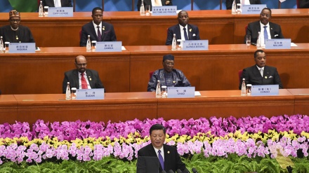 日本が、アフリカで中国との競争を夢見る