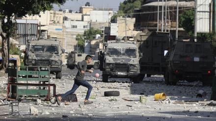 Israeli military martyrs three Palestinians, injures scores in incursion in Nablus