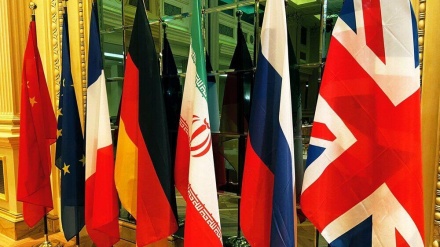 ウィーン協議再開：イランがEU・露・中の代表と会談