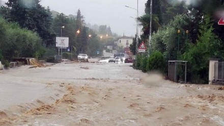 Maltempo nord Italia, 2 morti e 18 feriti in Toscana 