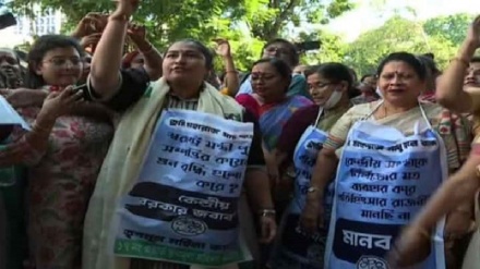 ভারতের কেন্দ্রীয় সরকারের বিরুদ্ধে কোলকাতায় তৃণমূলের বিক্ষোভ মিছিল  