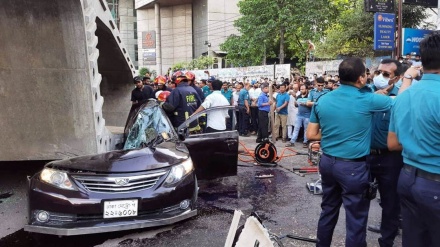 উত্তরায় প্রাইভেটকারের ওপর বিআরটি’র গার্ডার পড়ে নিহত ৫, আহত ২