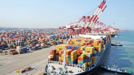 イラン経済・財務大臣、「イランの輸出率がここ数ヶ月で２２%増加」