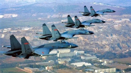 中国軍戦闘機が、台湾上空を飛行