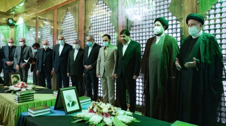 Rais Raisi: Imam Khomeini (MA) aliwaamini wananchi