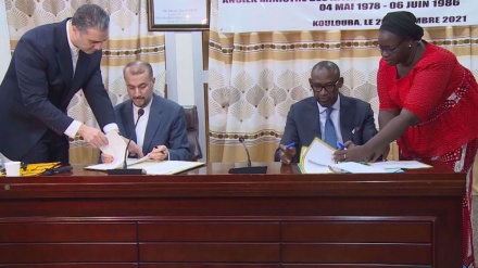 Foreign Minister meets Malian officials during first leg of Africa tour