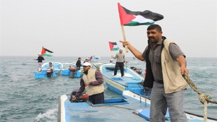 Brutalized at sea, Palestinian fishers quit due to Zionist regime attacks