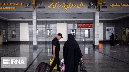 Iran reopens main border crossings to Iraq, flights restored
