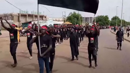 Nigeria, esercito attacca sciiti in lutto per Imam Hussain (as), vittime + VIDEO