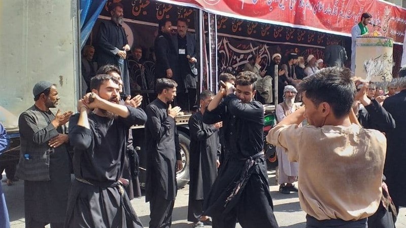 منابع رسانه ای: طالبان با عزاداران حسینی در کابل بدرفتاری می‌کنند