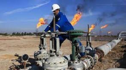 Petrolio, la Russia sospende l'export verso l'Europa