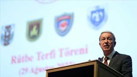  Akar Yunanistan'a: 'Tarihten ders alın' diyoruz
