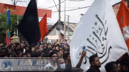 Muslims in Kashmir mark Imam Hussein's (PBUH) martyrdom anniversary