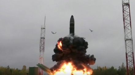 Russia, firmato contratto per super missili Sarmat