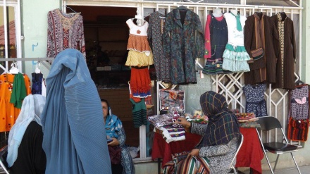 استقبال بانوان از اشتغالزایی در بازار رابعه بلخی مزارشریف