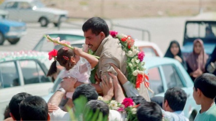 Jahrestag der Rückkehr der Gefangenen in die iranische Heimat