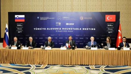 Slovenya cumhurbaşkanı Türkiye'de temaslarını sürdürüyor 