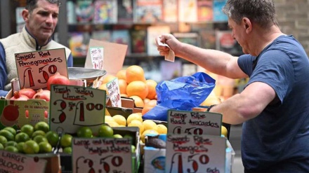  UK economy to slip into recession as inflation soars 