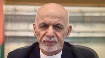اشرف غنی: خود مردم افغانستان باید در مورد نوع نظام و قانون اساسی تصمیم بگیرند
