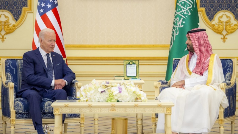Presiden AS Joe Biden dan Putra Mahkota Arab Saudi Mohammad bin Salman (dok)