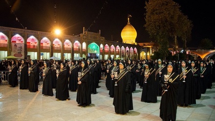 Sham-e Ghariban di Kompleks Haram Suci Shahcheragh (2)