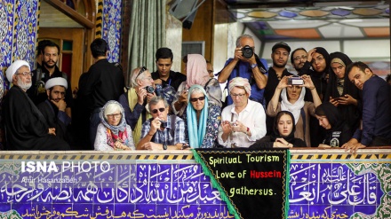 500 ausländische Touristen nehmen an Trauerzeremonien zu Muharram in Yazd teil