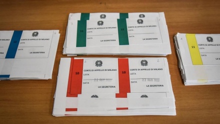 Per guidare l’Italia, 345 parlamentari in meno