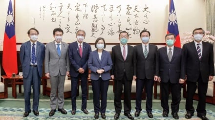 日本の古屋議連会長らが、台湾で蔡英文総統と会談