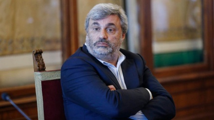 ‘Vi sparo, ti ammazzo’. Ruberti si dimette dopo la bufera